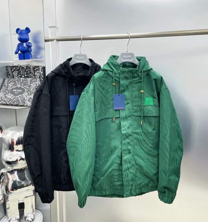 Picture of Louis Vuitton Jackets _SKULVM-3XLxetr7331864